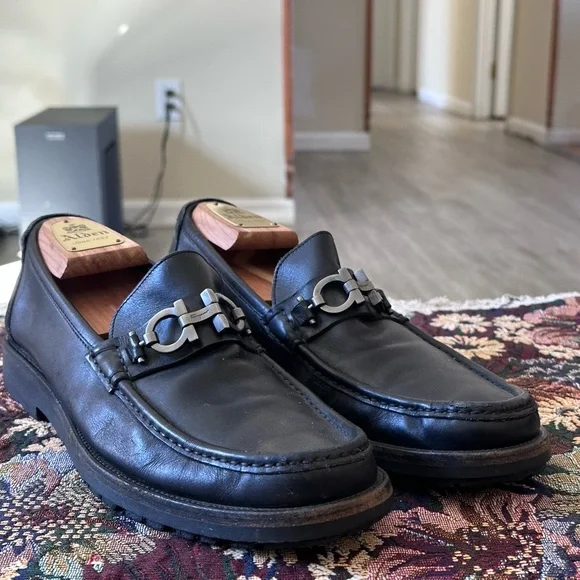 Salvatore Ferragamo Master Gancini Black Leather Men’s Loafers Shoe Size…